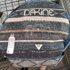 Dakine duffle bag